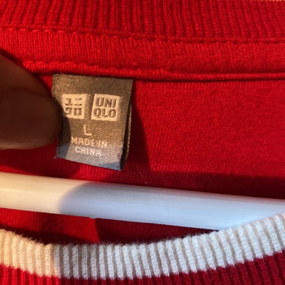 25. Uniqlo long sweatshirt with faux fur insert,size L - Picture 2 of 8